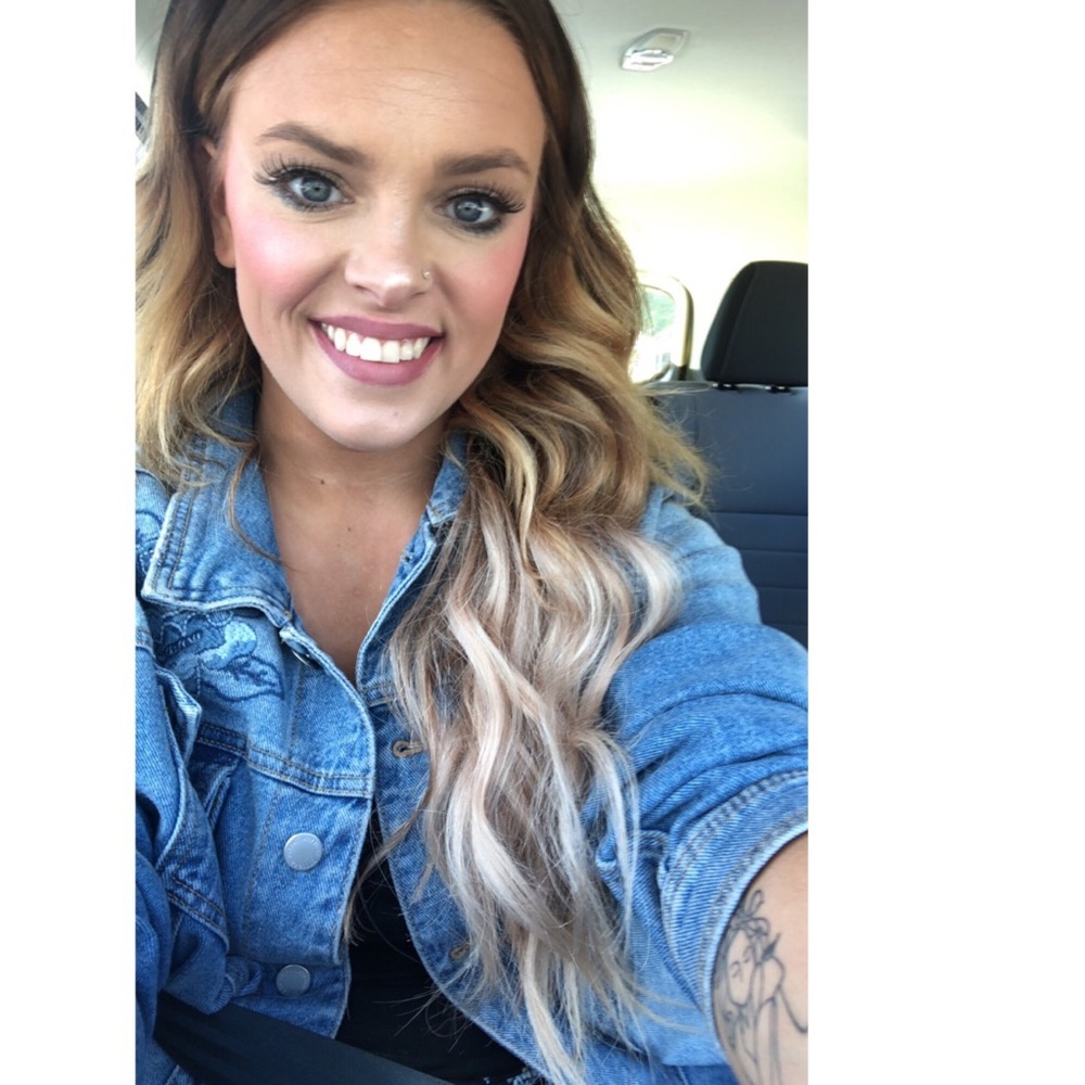Meet your Posher, Hailey